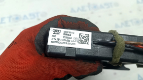 Сухий тен Audi Q5 8R 09-17