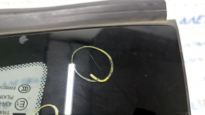 Форточка глухое стекло задняя левая Chevrolet Camaro 16- купе царапины на стекле, отклеивается молдинг