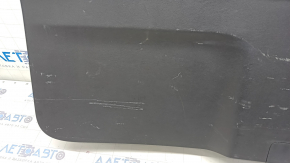 Обшивка дверей багажника нижня Ford Explorer 20- чорна, подряпини