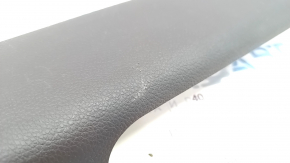 Накладка порога задняя правая Hyundai Santa FE Sport 13-18 темно-коричневый, потёрта