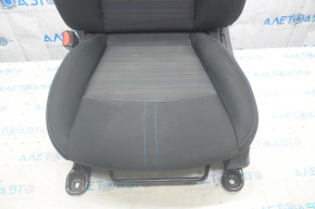 Сидіння водія Nissan Leaf 18- без airbag, механіч, ганчірка чорна