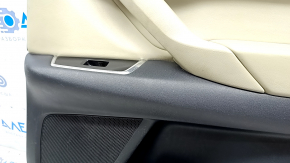 Обшивка дверей картка задня права Mazda CX-9 16- шкіра, бежева, подряпини