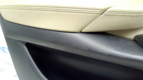 Обшивка двери карточка передняя левая Mazda CX-9 16- кожа, бежевая, царапины