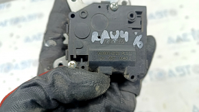 Актуатор моторчик привод печки вентиляция Toyota Rav4 13-18