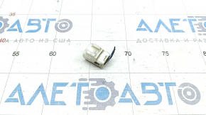 Фишка на датчик уровня жидкости бачка омывателя Mazda CX-9 16-