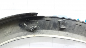 Накладка арки крыла задняя правая Mazda CX-9 16- надрыв, дефекты креплений