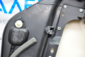 Обшивка двери карточка передняя левая Mazda 3 14-18 BM черн с черной вставкой тряпка,подлокотник кожа,накладка кожа царапина,сломана направляющая