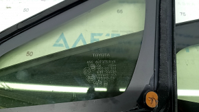 Форточка глухое стекло передняя правая Toyota Prius 30 10-15