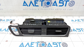 Дефлектор воздуховода передний центральный Audi Q5 8R 09-17 отсутствует фрагмент