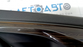 Обшивка двери карточка задняя правая BMW 5 G30 17-23 кожа темно-синяя, вставка под темное дерево, глянец, тычки