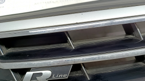 Решетка радиатора grill со значком VW Passat b8 16-19 USA R-Line, песок
