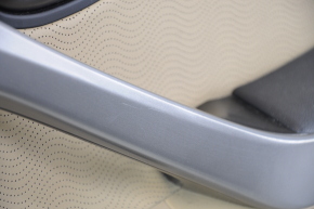 Обшивка дверей картка передня права Hyundai Elantra UD 11-13 дорест беж, вставка шкіра з перфорацією, підлокітник шкіра. подряпини, порваний підлокітник
