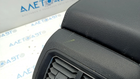 Консоль центральная подлокотник и подстаканники VW Tiguan 18- кожа черн, царапины, под химчистку