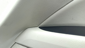 Обшивка двери карточка передняя правая Ford Fusion mk5 17-20 titanium, кожа серая, с серой вставкой под ромб, вставка под дерево, верхняя накладка коричневая, царапины, потерта