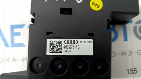 Распределительная плита АКБ Audi Q7 16-19 в ногах пассажира