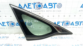 Форточка глухое стекло задняя левая Honda Accord 18-22 хром, царапины на хроме