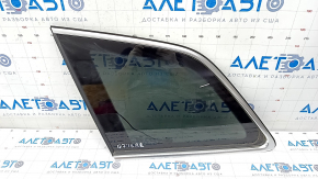 Форточка глухое стекло задняя левая Audi Q7 16- тонировка, с молдингом хром