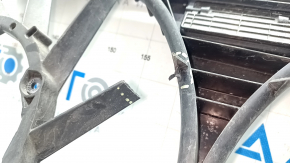 Диффузор кожух радиатора голый Audi Q7 16- 2.0T, 3.0T под 2 вентилятора, надлом