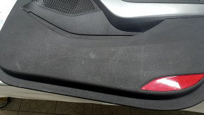 Обшивка двери карточка передняя правая Hyundai Santa FE Sport 13-18 темно-коричневая с беж, царапины