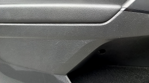 Обшивка двери карточка передняя левая VW Tiguan 18- черная, царапины