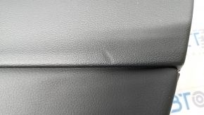 Обшивка двери карточка задняя правая Audi A4 B9 17-19 черная, черный подлокотник, накладка алюминий, Bang and Olufsen, вмятина