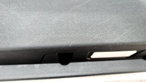Обшивка двери карточка передняя левая BMW X3 G01 18-21 кожзам бежевый, вставка под дерево, под химчистку, царапина