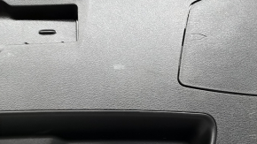 Обшивка дверей багажника нижня BMW X1 F48 16-22 чорна, подряпини