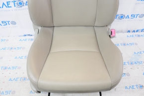 Пасажирське сидіння Toyota Prius V 12-17 з airbag, механіч, шкіра беж, під чищення