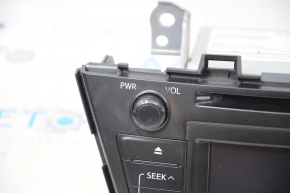 Монитор, дисплей Toyota Prius V 12-14 дорест, затерта буква
