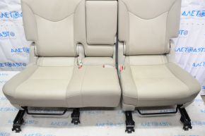 Задний ряд сидений 2 ряд Toyota Prius V 12-17 кожа беж, царапины на спинке