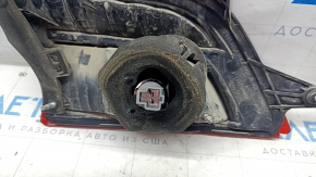 Фонарь внутренний крышка багажника правый Subaru Outback 15-19