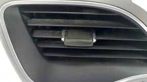 Дефлектор повітроводу передньої панелі лівий Jeep Cherokee KL 19- сірий з хромом, потерскана ручка