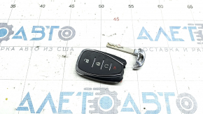 Ключ Chevrolet Volt 16- 4 кнопки, потерт