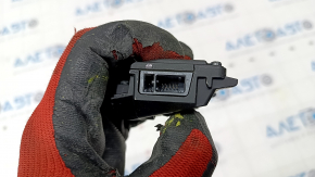 Камера слежения за полосой BMW 3 G20 19- на лобовом, MID
