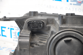 Фара передняя левая голая Ford Escape MK3 17-19 рест галоген, песок, под полировку