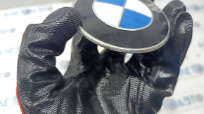 Емблема капота BMW 3 G20 19- обліз лак