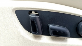 Пасажирське сидіння VW Touareg 11-16 з airbag, електро, підігрів, бежева шкіра, надламана накладка управління сидінням 