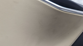 Обшивка дверей картка задня ліва Tesla Model S 12-15 дорест шкіра чорна, з беж вставкою, з підсвічуванням, тичка на хромі, подряпини на шкірі