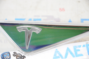 Поворотник в крыло передний левый Tesla Model S 12-20 хром, скол, царапины