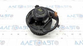 Мотор вентилятор пічки VW Passat b7 12-15 USA зламане кріплення
