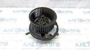 Мотор вентилятор пічки VW Passat b7 12-15 USA надламаний корпус
