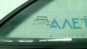 Скло дверей трикутник з ущільнювачем заднє праве Toyota Camry v50 12-14 usa