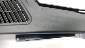 Крепление шторки багажника правое BMW X5 E70 07-13 черн, окалины, царапины