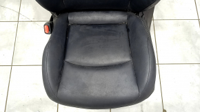 Водительское сидение Toyota Prius 50 Prime 17-19 с airbag, электро, подогрев, кожа черная, царапины на накладке, побелел пластик, под чистку