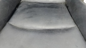 Водительское сидение Toyota Prius 50 Prime 17-19 с airbag, электро, подогрев, кожа черная, царапины на накладке, побелел пластик, под чистку