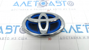Логотип двері багажника Toyota Prius Prime 17-22 подряпини.