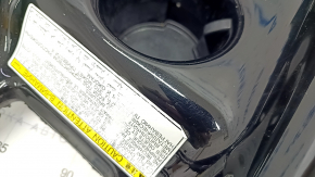 Накладка центральної консолі підсклянники Toyota Prius Prime 17-19 чорна під бездротову зарядку, тички, тріщина у кріпленні