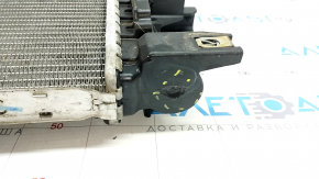 Радіатор охолодження вода Ford C-max MK2 13-18 зламані кріплення