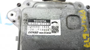 Мотор вентилятора охлаждения правый Toyota Prius 50 Prime 17-22