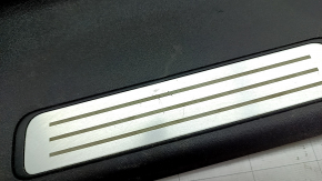 Накладка порога задняя правая внутренняя Volvo XC90 16-22 черная, царапины